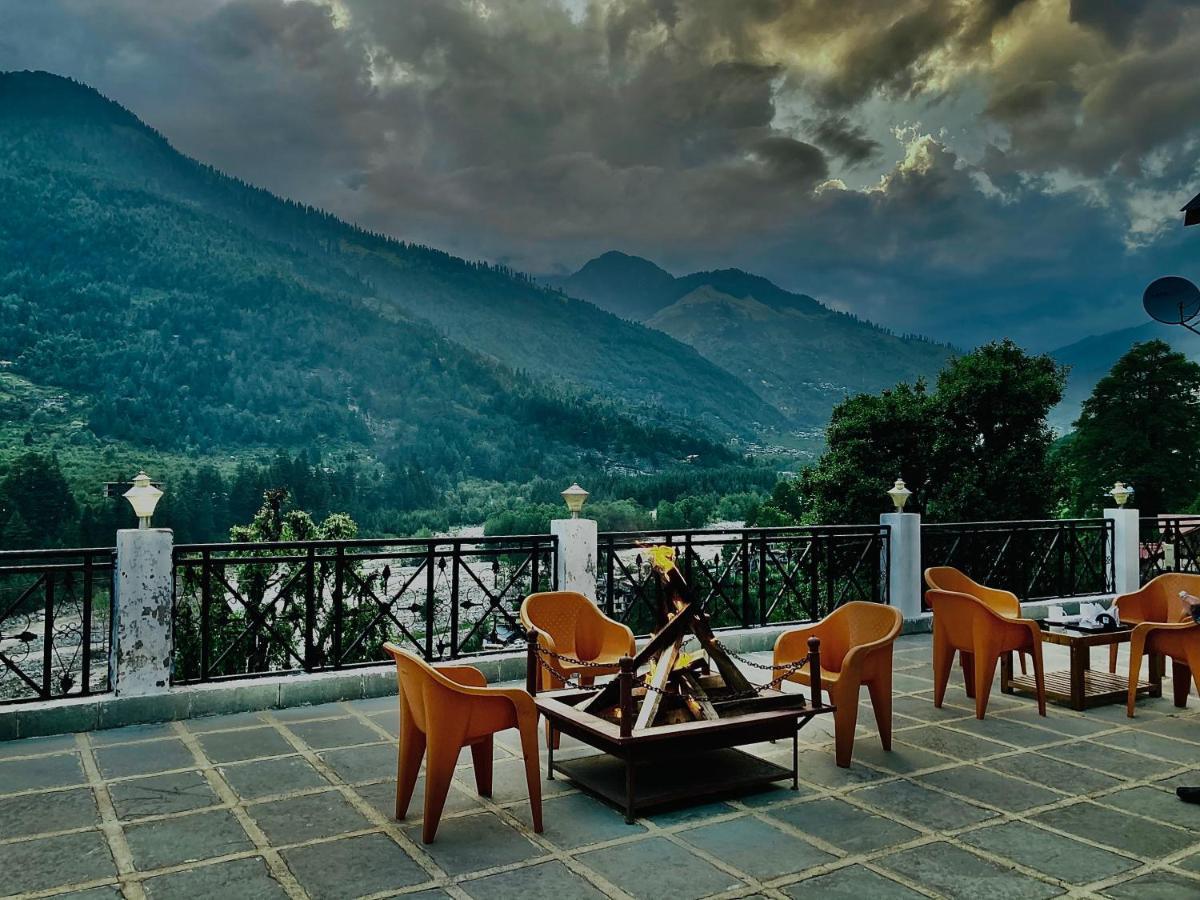 Holywood Classic-River View Resort Manāli Esterno foto